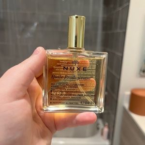 nuxe body oil